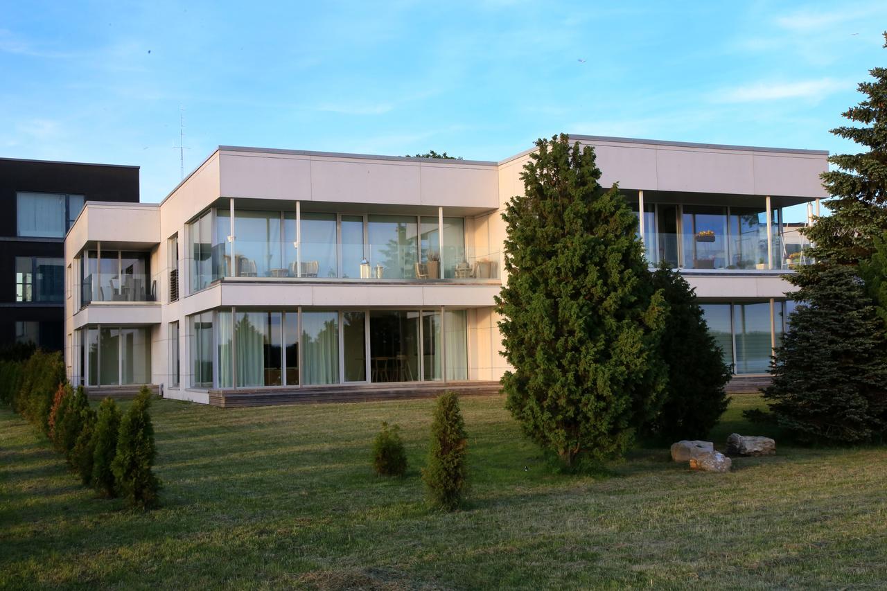 Liiva Seaside Apartment Haapsalu Exterior photo